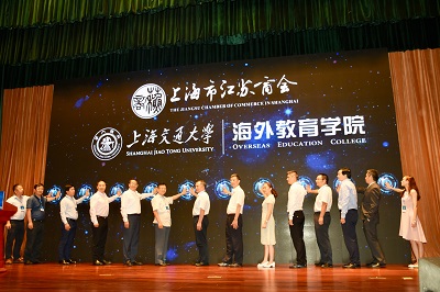 广东省黄智琼，一位卓越领袖的崛起与影响（2021年）